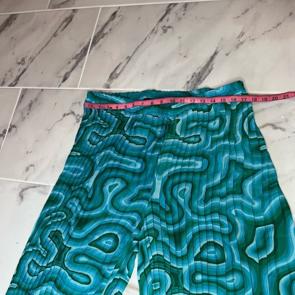 𝅺Ashley Stewart two peice sets - Picture 10 of 15